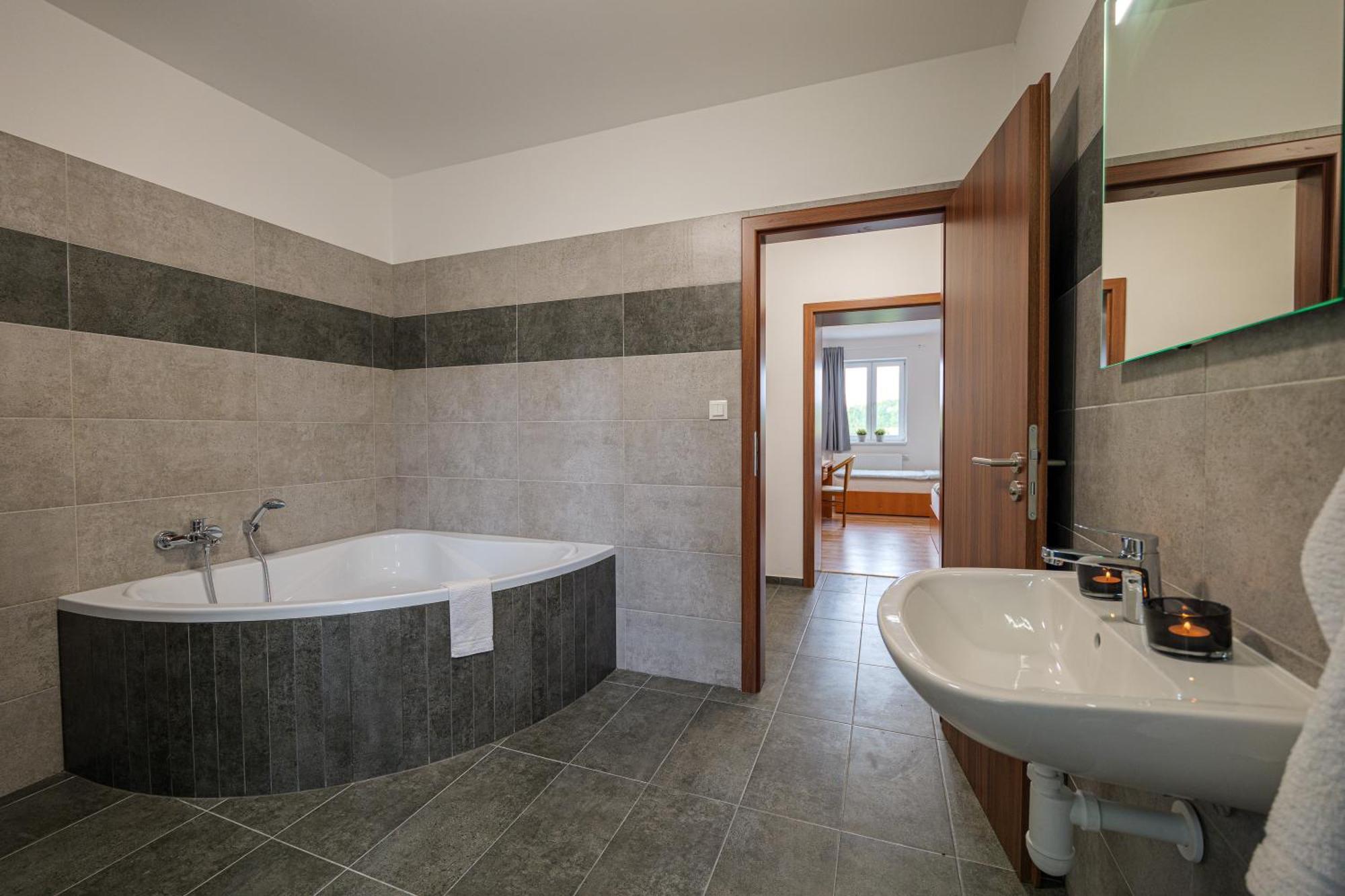 Apartament Tvm Ostrava 1 Zewnętrze zdjęcie